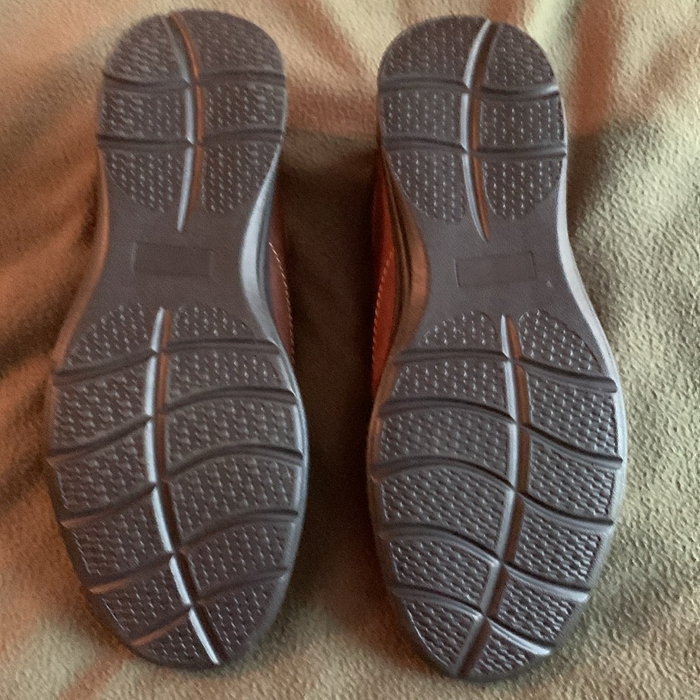 Men’s Jousen brown slip-on casual shoes with box. Size 11 - Picture 4 of 10
